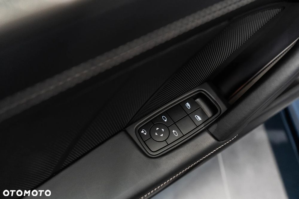 Porsche 911 Turbo S - 26