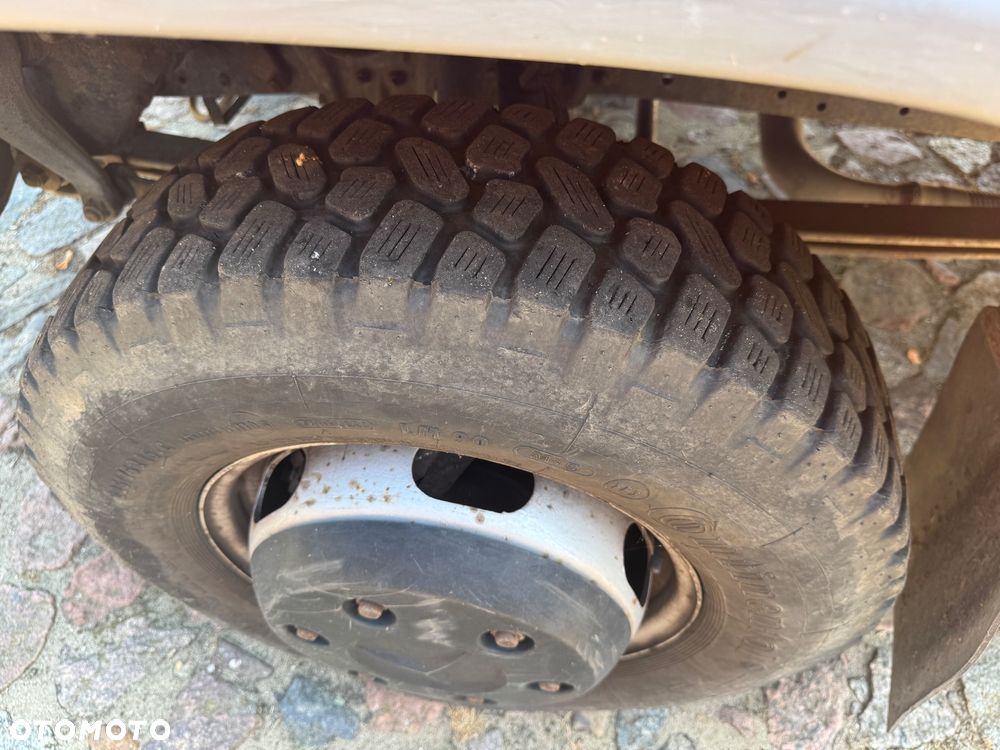 Mercedes-Benz Vario 614 - 12