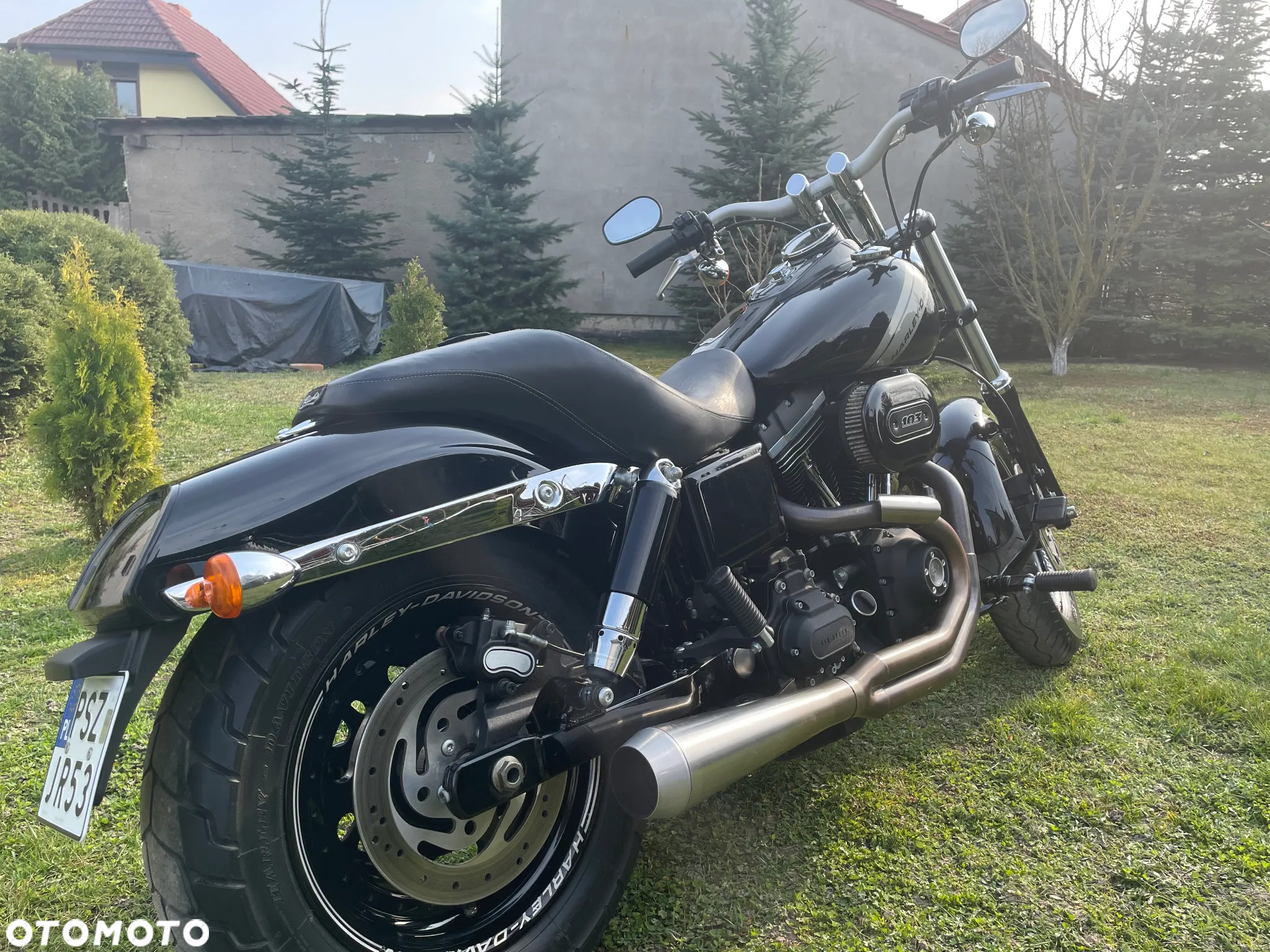 Harley-Davidson Dyna Fat Bob - 3