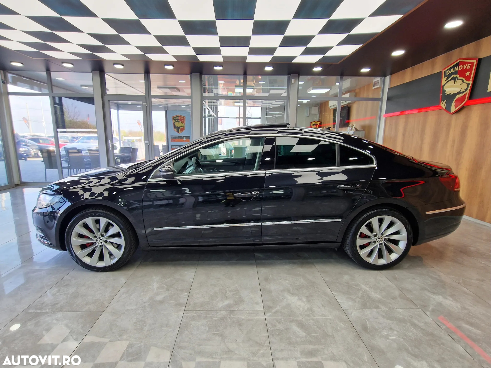 Volkswagen Passat CC 2.0 TDI BlueMotion Technology - 4
