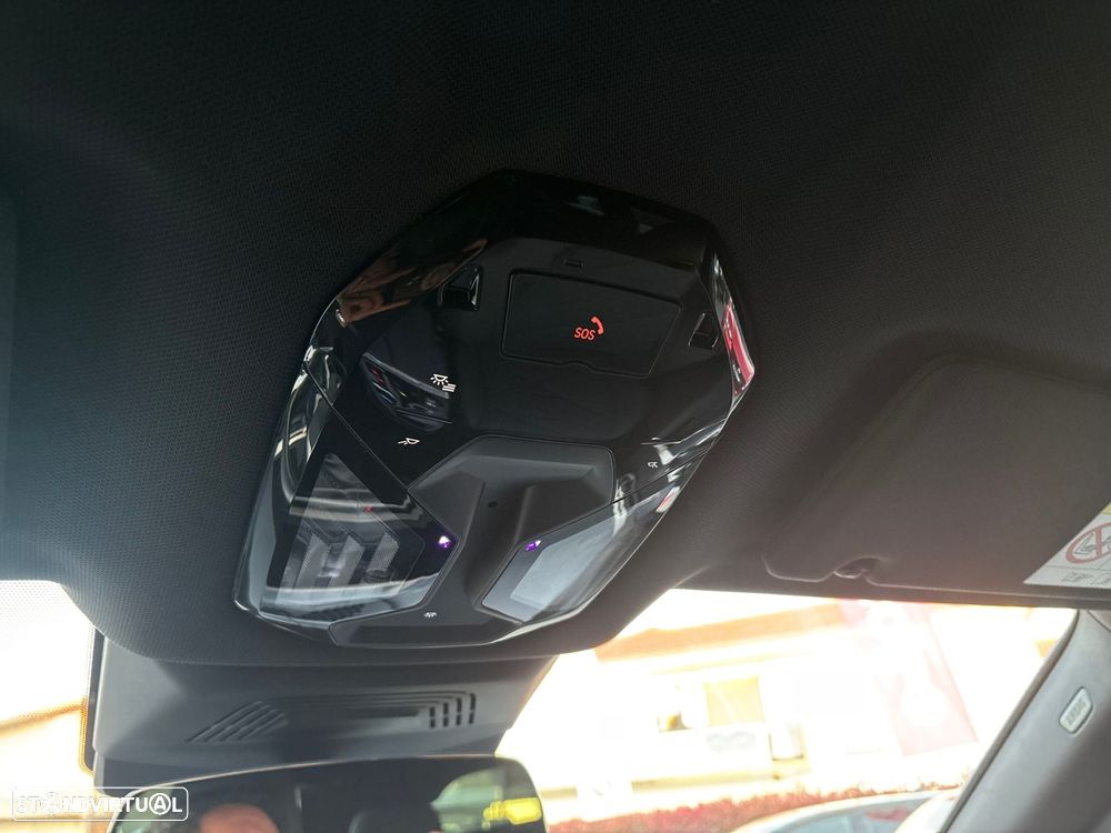 BMW iX xDrive 40 Pack Desportivo - 42