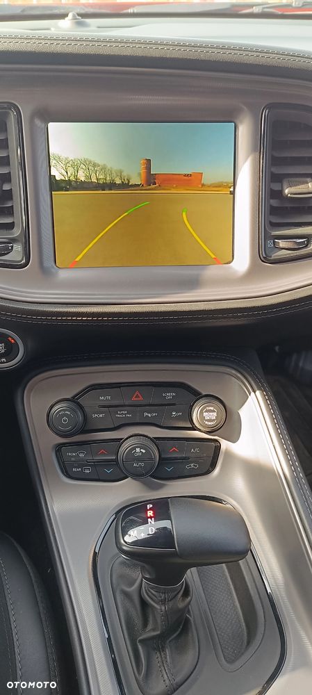 Dodge Challenger 5.7 R/T - 33