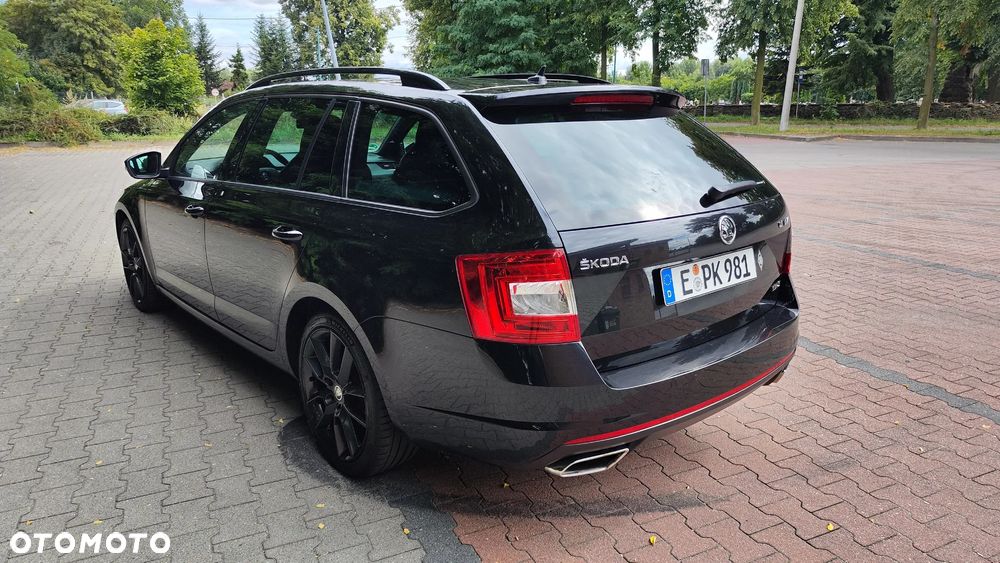 Skoda Octavia 2.0 TDI DSG RS - 6