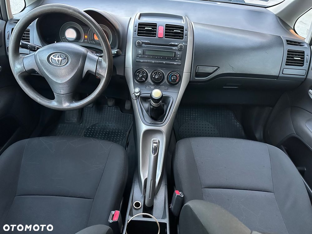 Toyota Auris 1.4 D-4D Premium - 19