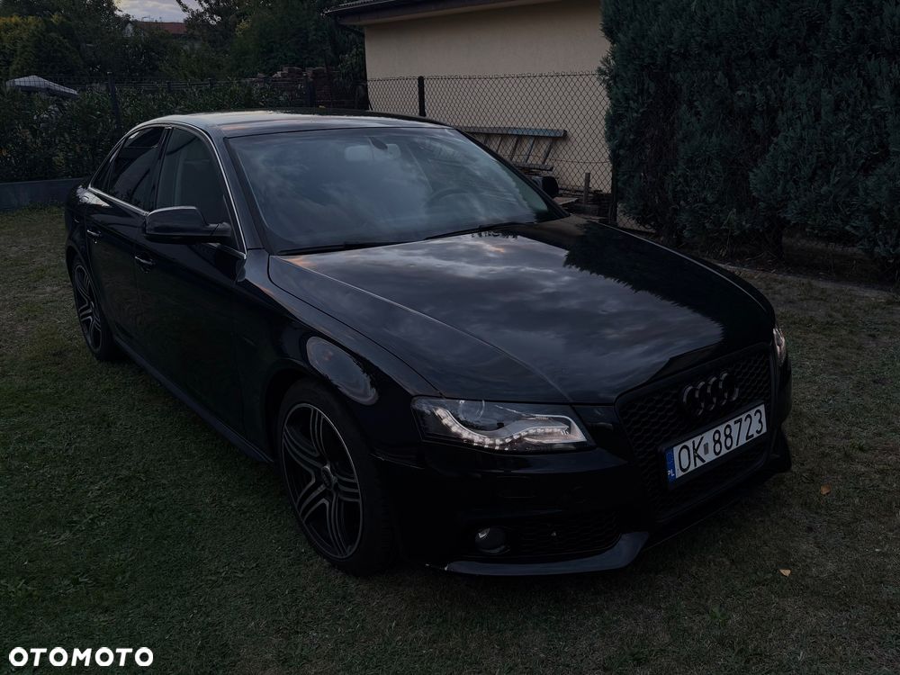 Audi A4 Limousine - 3