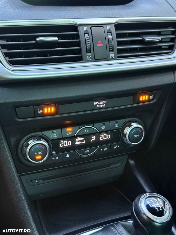 Mazda 3 - 14
