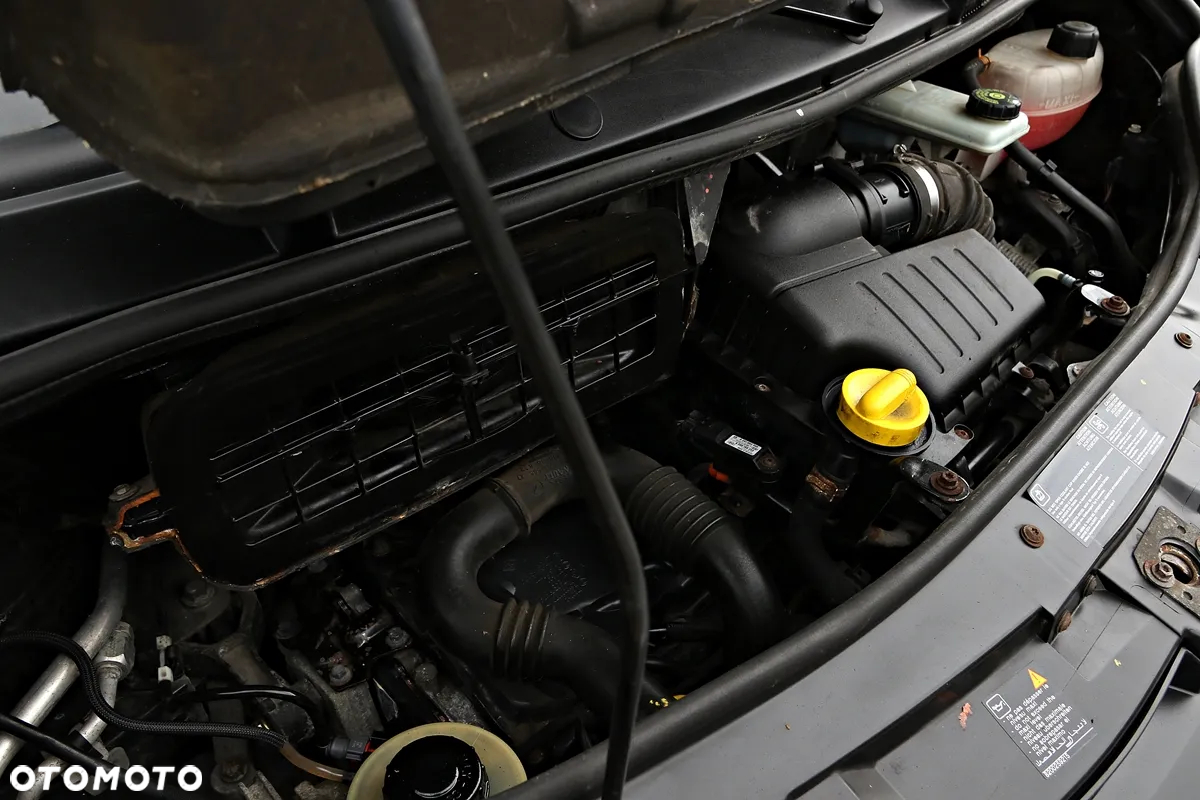Opel Vivaro - 37