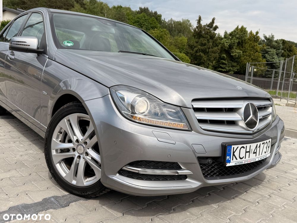 Mercedes-Benz Klasa C 250 (BlueEFFICIENCY) 7G-TRONIC Avantgarde - 12