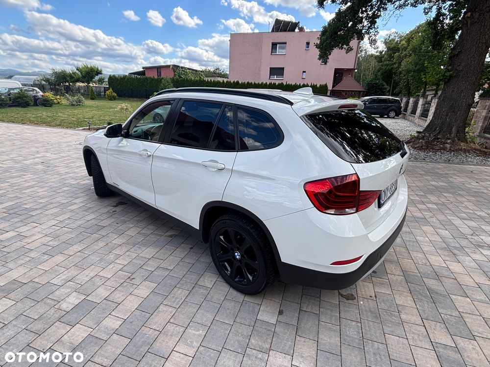 BMW X1 sDrive16d xLine - 38