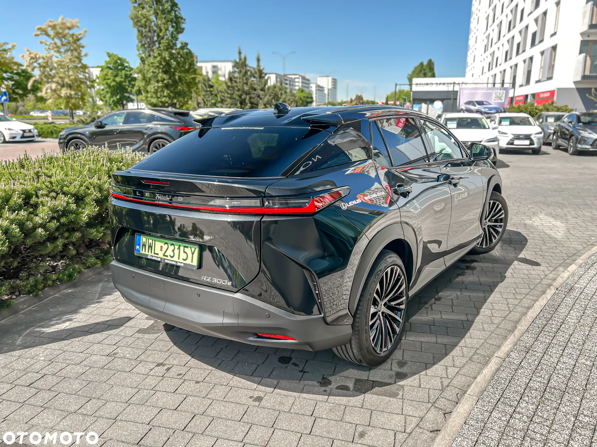 Lexus RZ 300e Prestige - 10