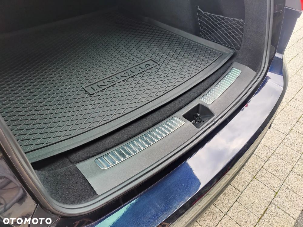 Opel Insignia 2.0 T 4x4 Innovation S&S - 32