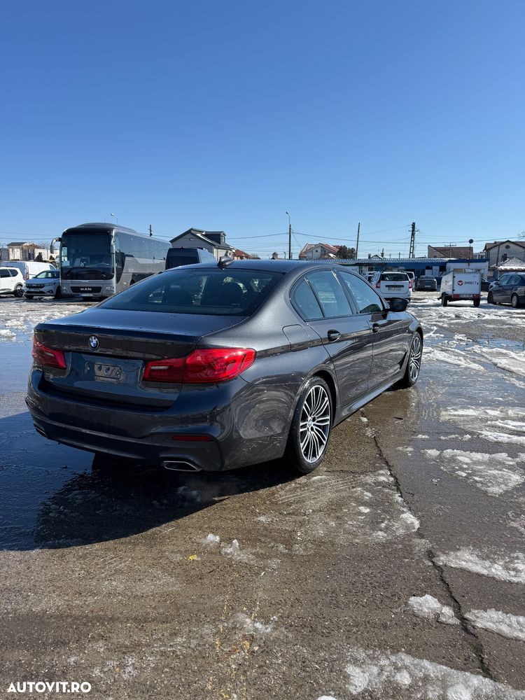 BMW Seria 5 520d Aut. M Sport Edition - 7