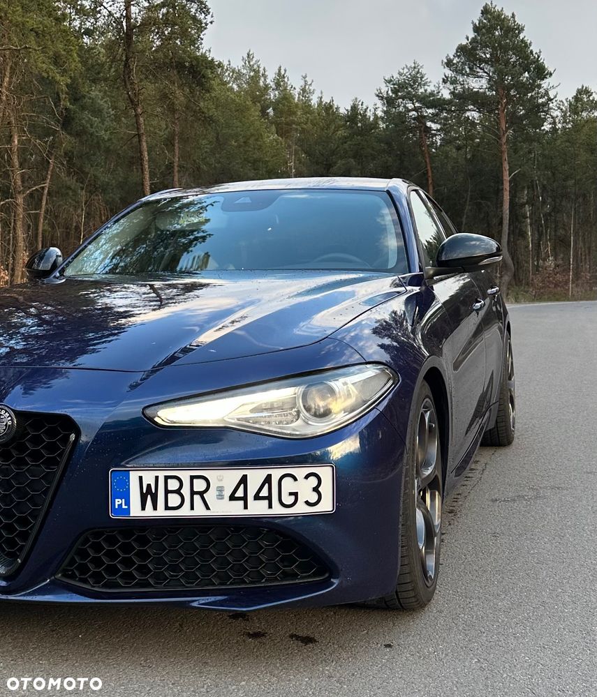 Alfa Romeo Giulia - 1