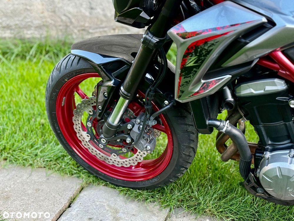 Kawasaki Z 900 - 20