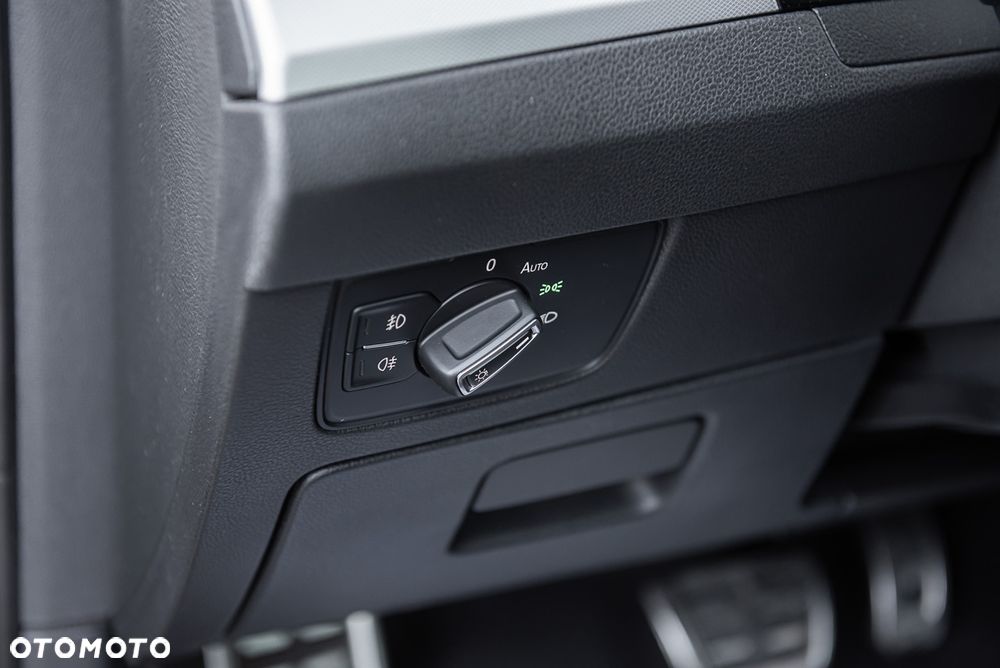 Volkswagen Passat - 20