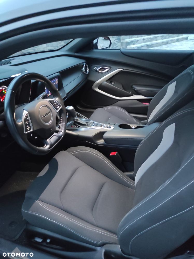 Chevrolet Camaro 2.0 - 11