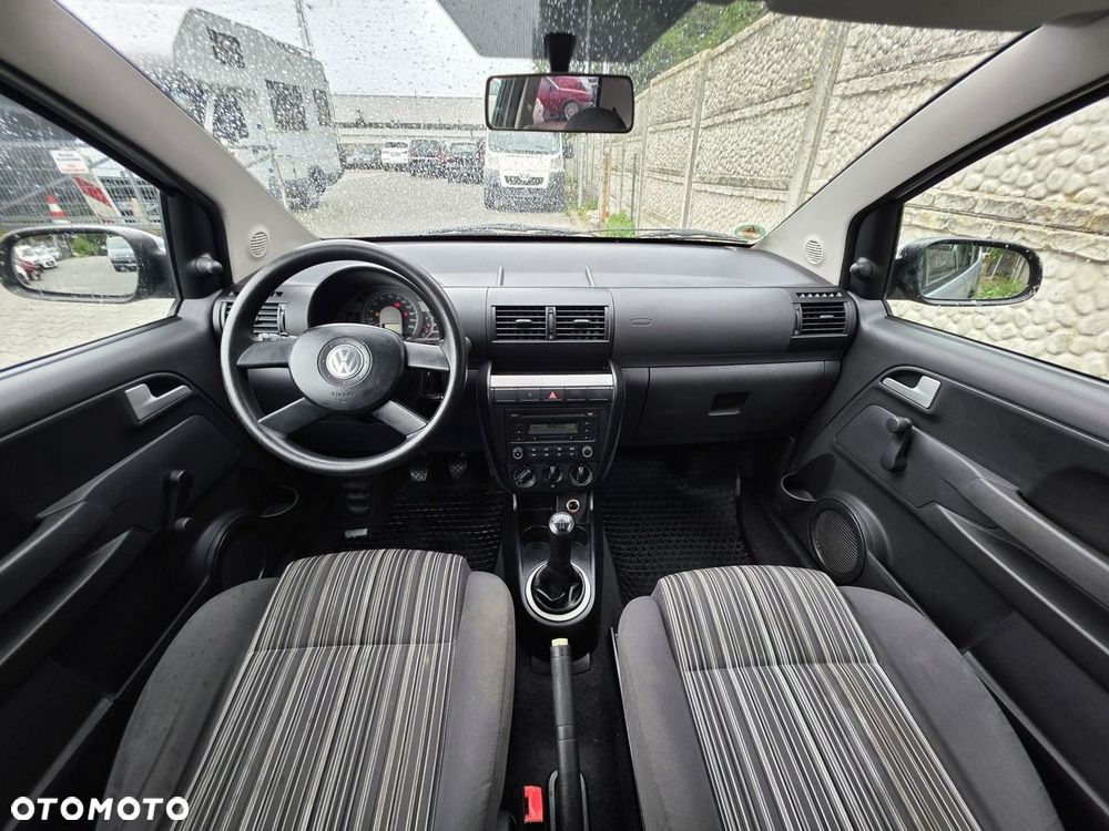 Volkswagen Fox - 13