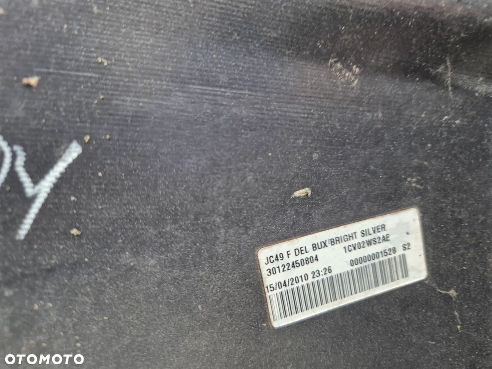 Zderzak przód przedni Dodge Journey - 11