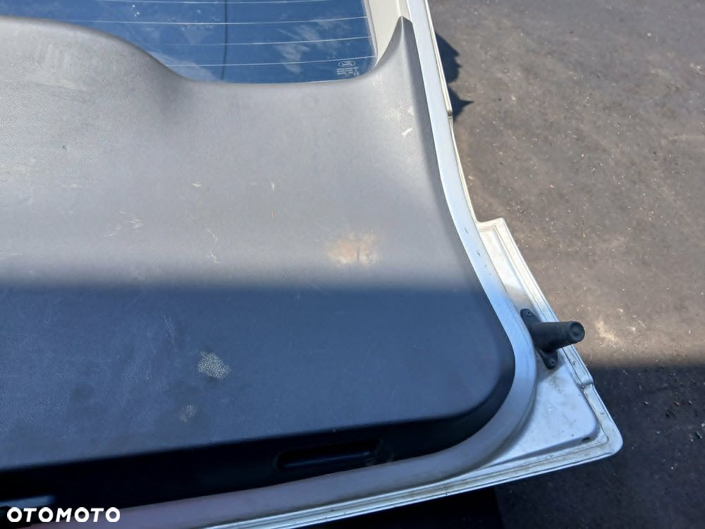 Ford C-Max klapa bagażnika - 11