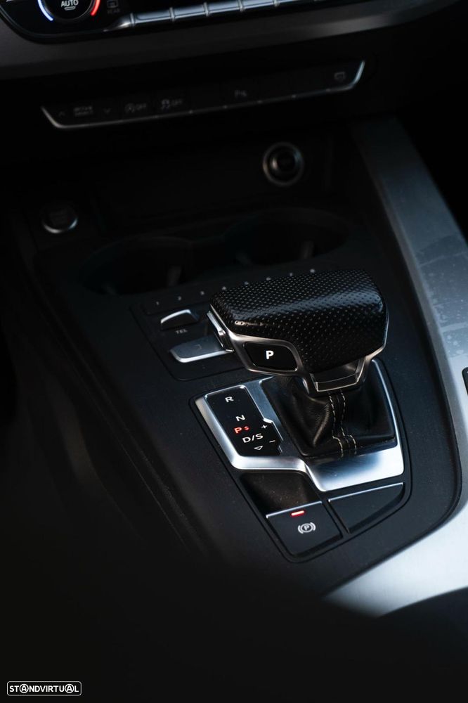 Audi A4 Avant 2.0 TDI S tronic - 10