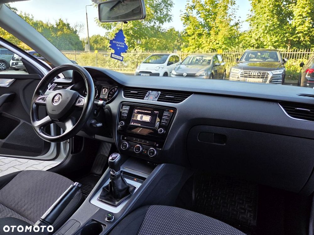 Skoda Octavia 2.0 TDI Elegance - 26