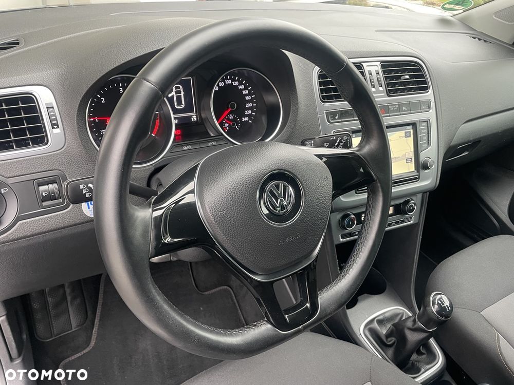 Volkswagen Polo 1.4 TDI Blue Motion Technology Allstar - 18