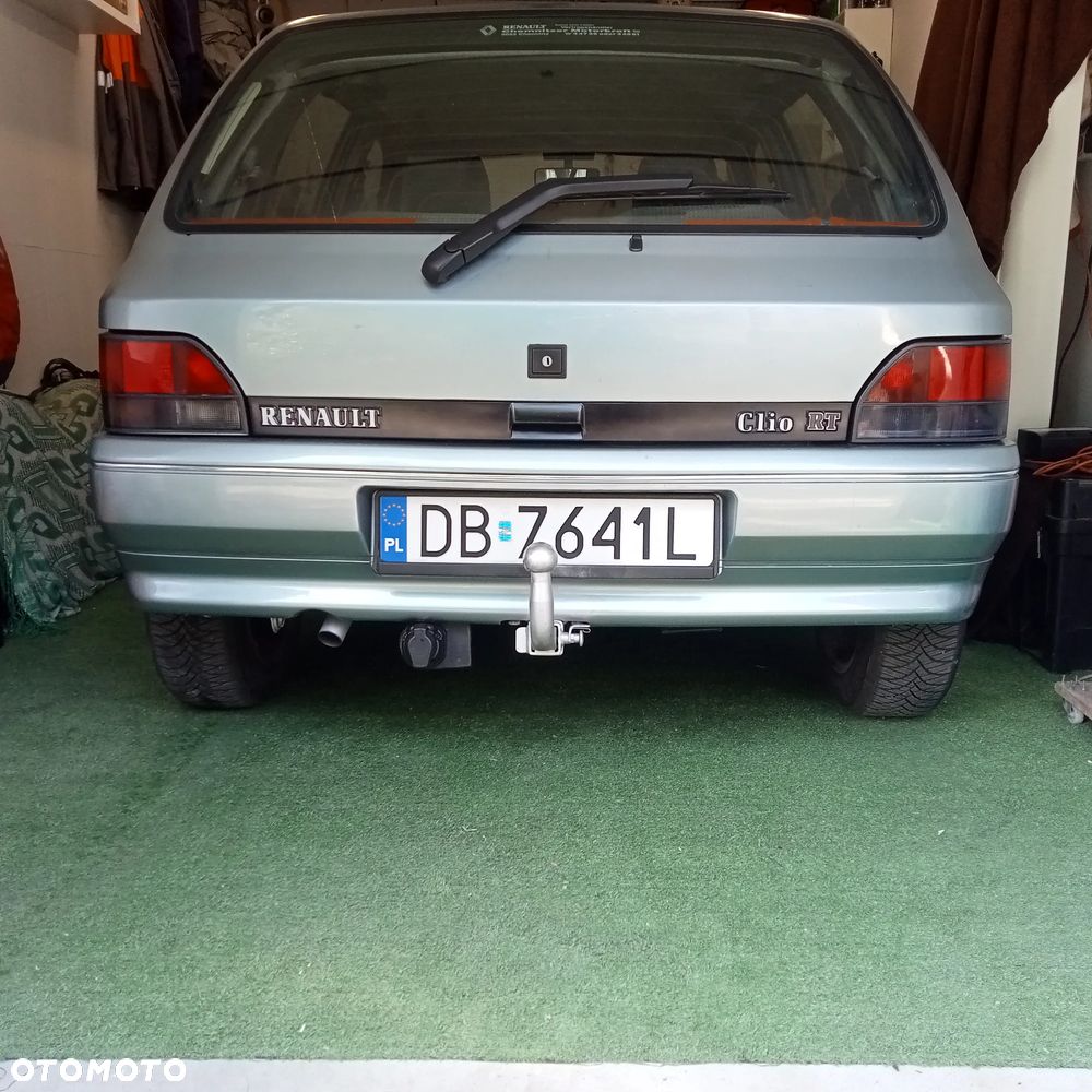 Renault Clio - 29