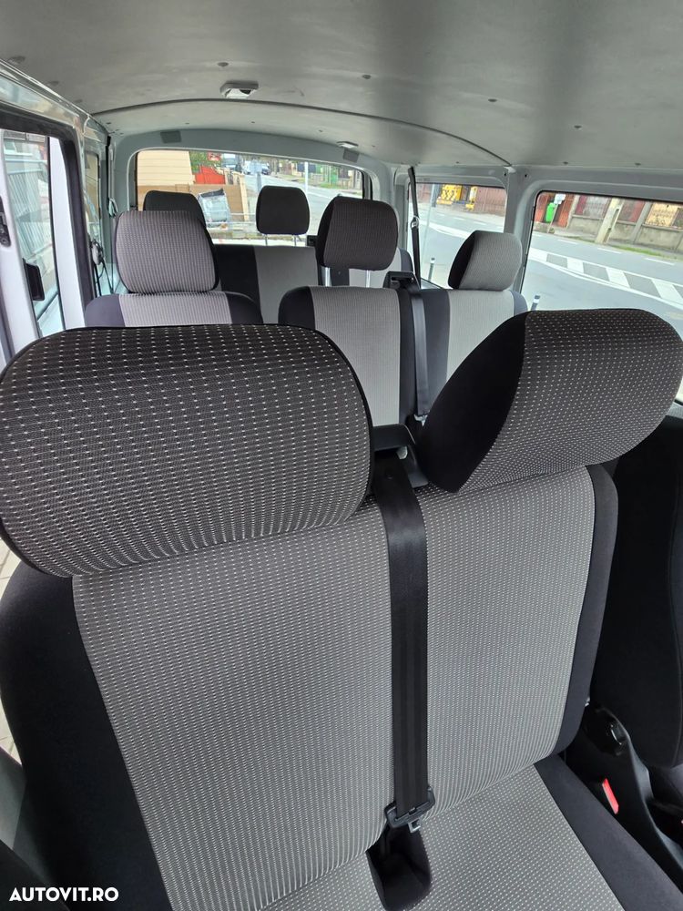 Volkswagen Transporter - 11
