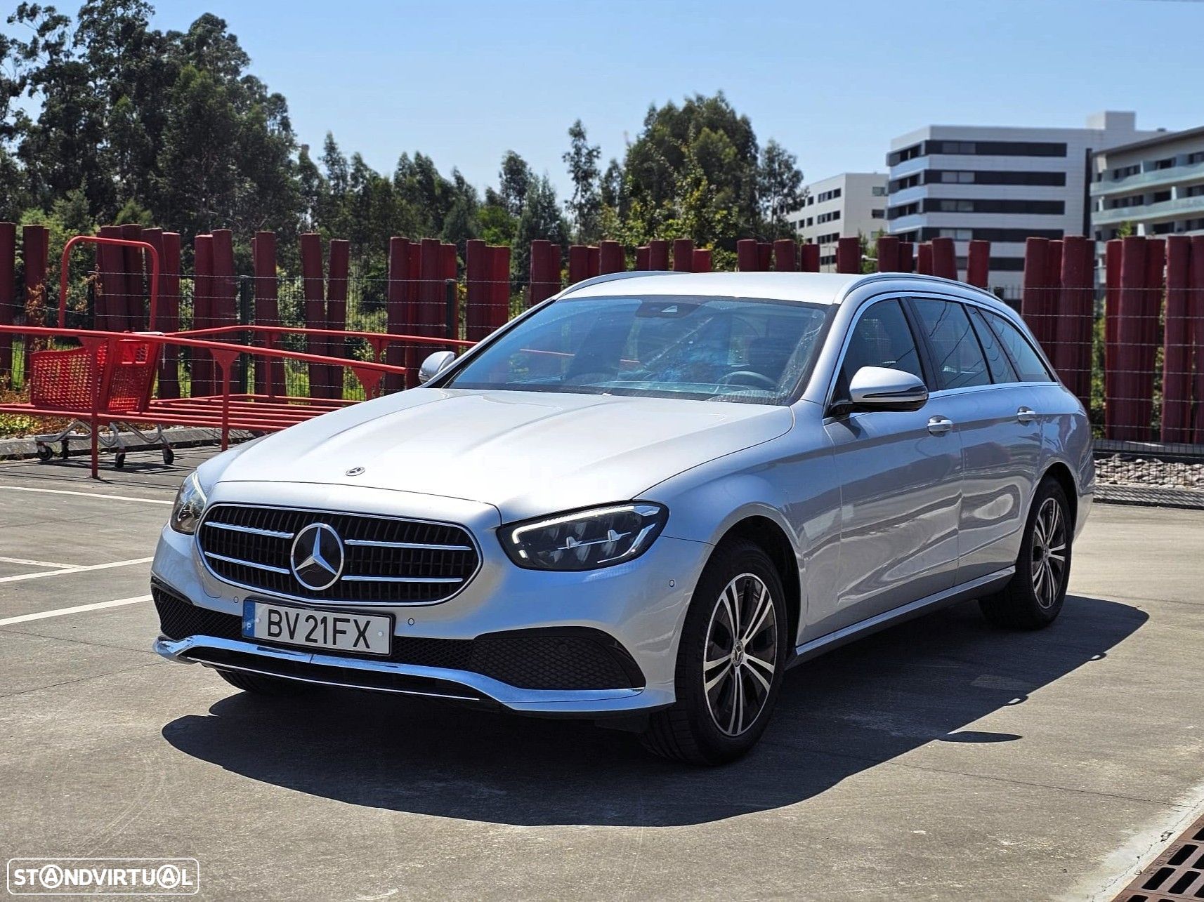 Mercedes-Benz E 220 d Avantgarde - 1