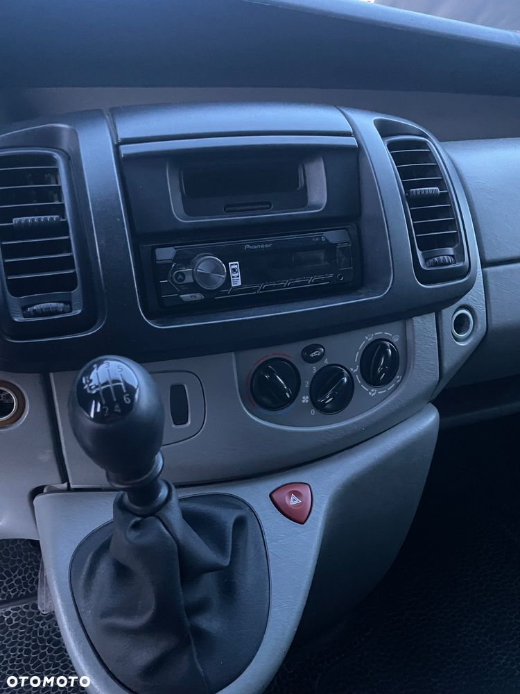 Renault Trafic - 20