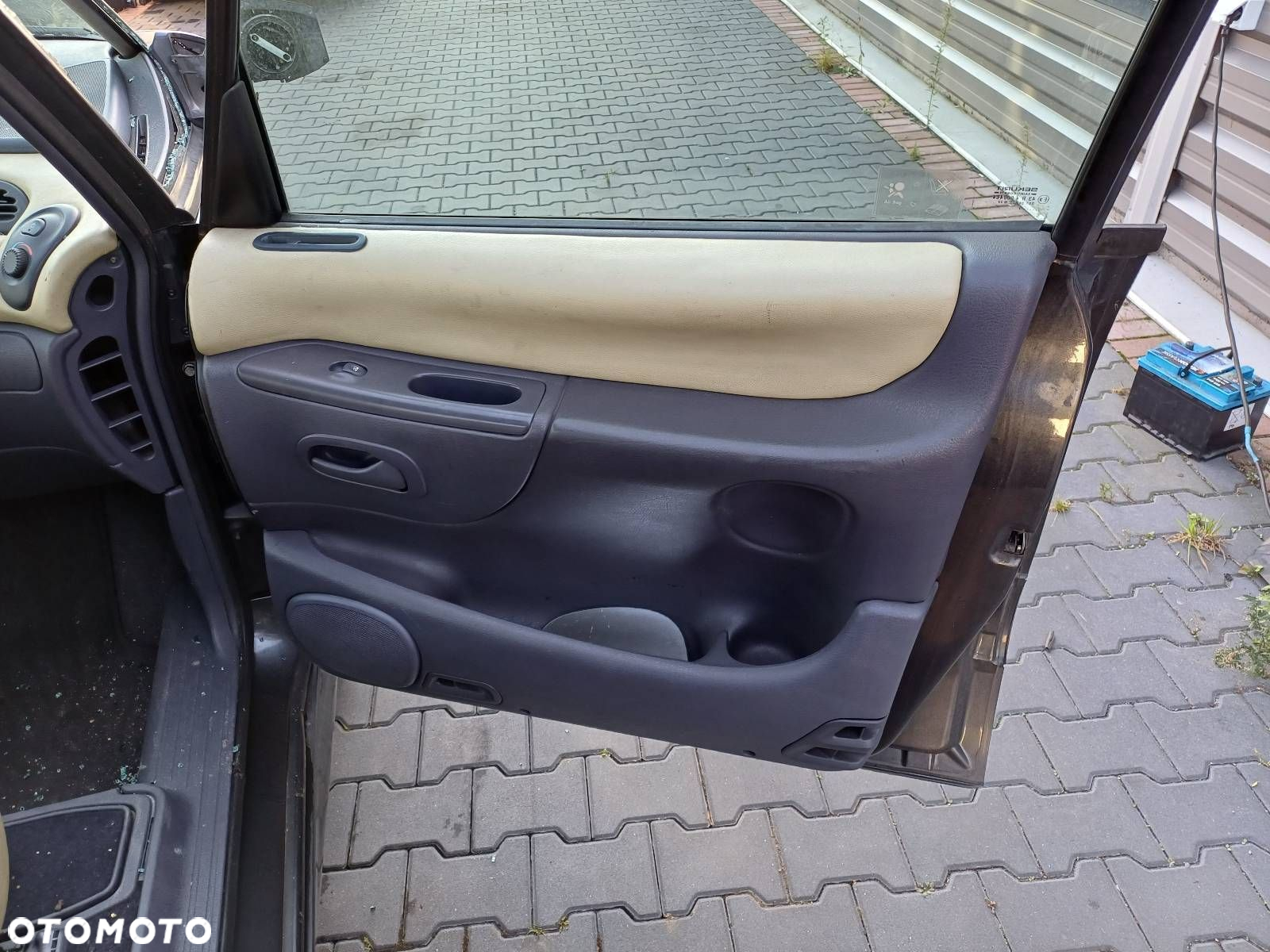 FOTELE KOMPLET LEWY PRAWY KANAPA TRZECI RZĄD RENAULT ESPACE III - 11