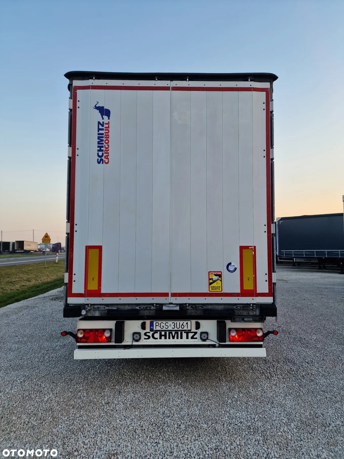 Schmitz Cargobull Naczepa FIRANKA - OŚ PODNOSZONA - RAMA OCYNK - ZADBANA - 10