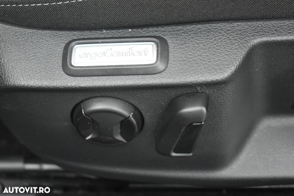 Volkswagen Passat 2.0 TDI DSG Comfortline - 13