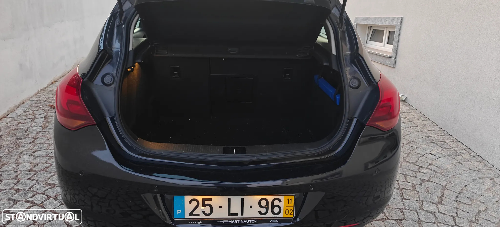Opel Astra 1.7 CDTi Cosmo - 11
