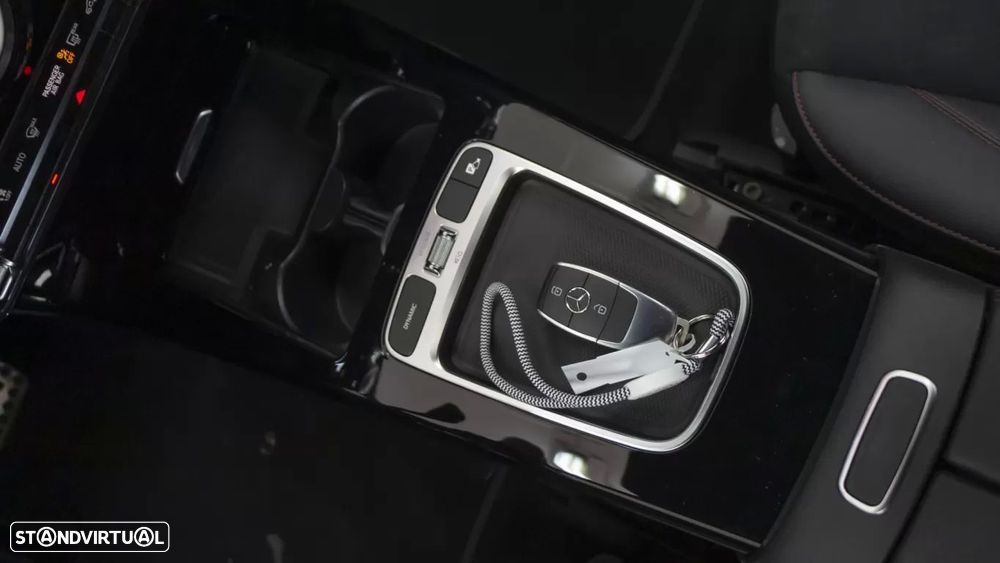 Mercedes-Benz A 200 AMG Line Aut. - 41