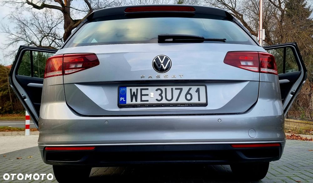 Volkswagen Passat Variant 2.0 TDI EVO Business - 8