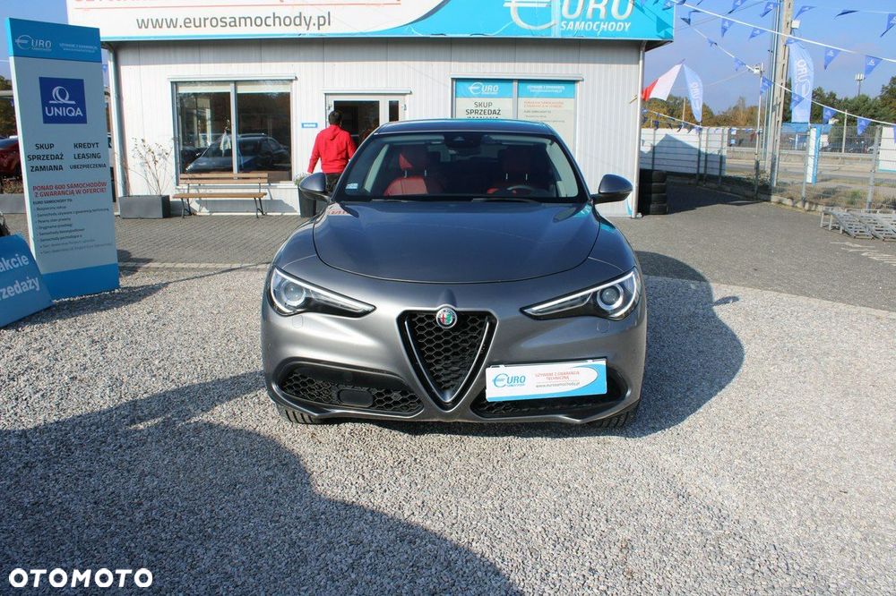 Alfa Romeo Stelvio - 4