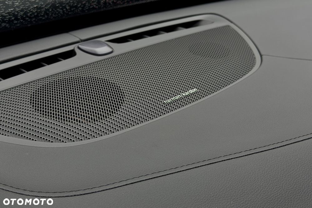 Volvo XC 90 B5 D AWD Plus Bright - 25