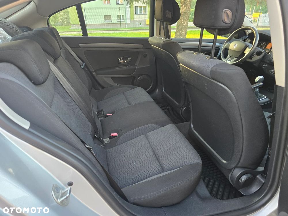 Renault Laguna - 10