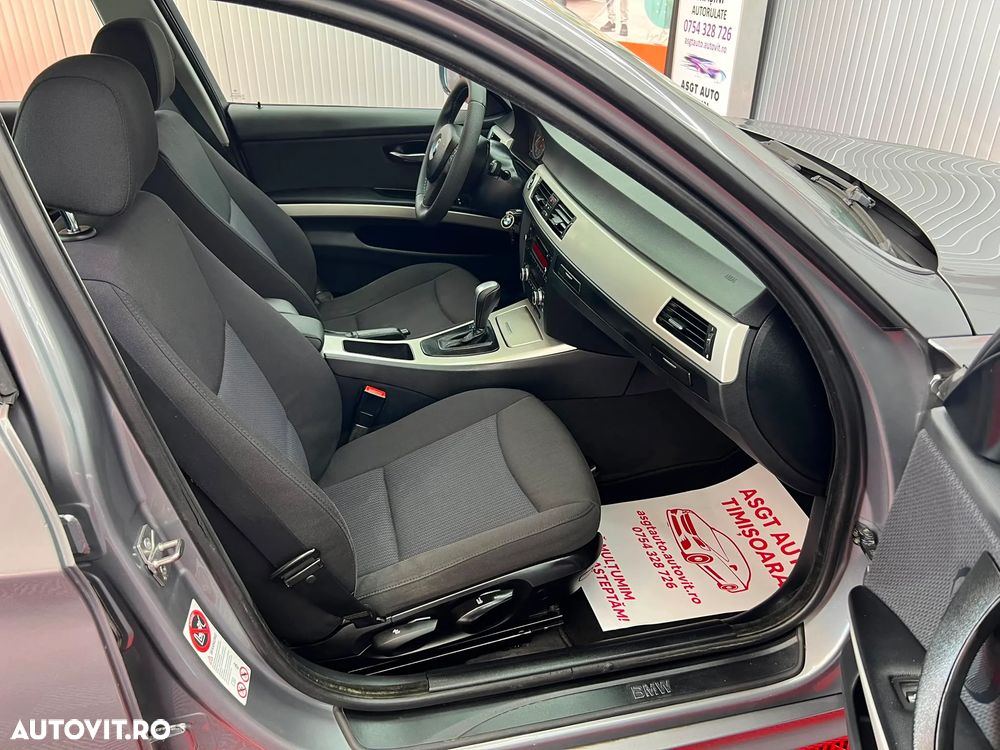 BMW Seria 3 320d xDrive DPF Aut. - 13