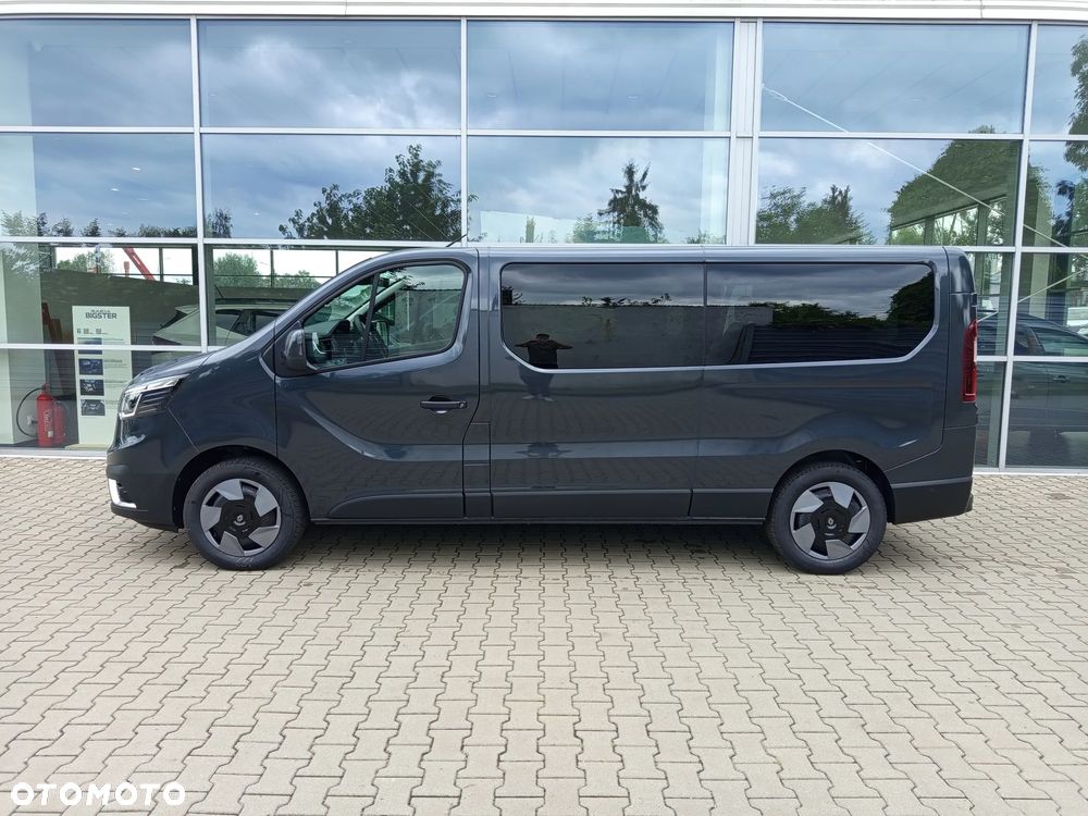 Renault Trafic Grand 2.0 dCi - 6