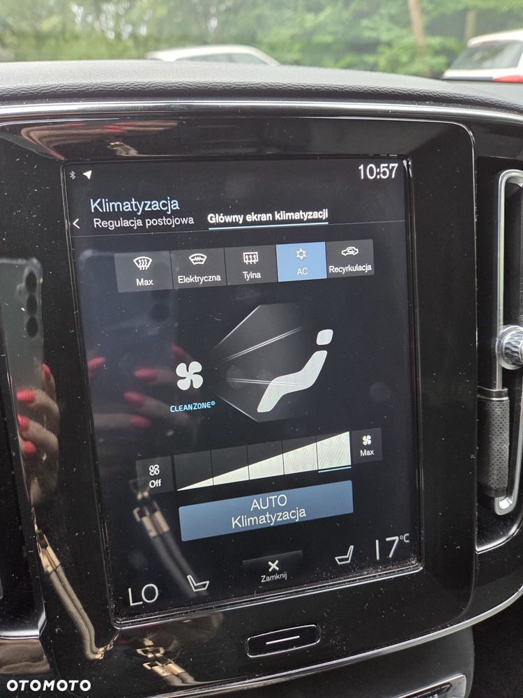 Volvo XC 40 D3 SCR Momentum Core - 19
