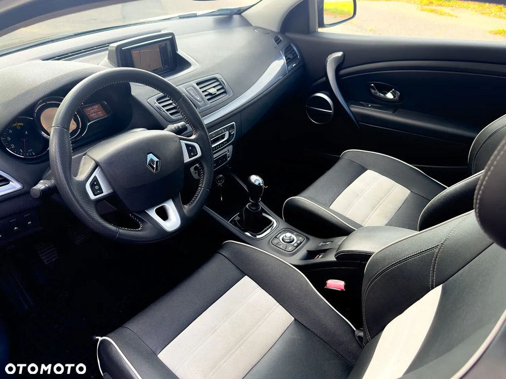 Renault Megane 1.5 dCi Bose Edition - 11