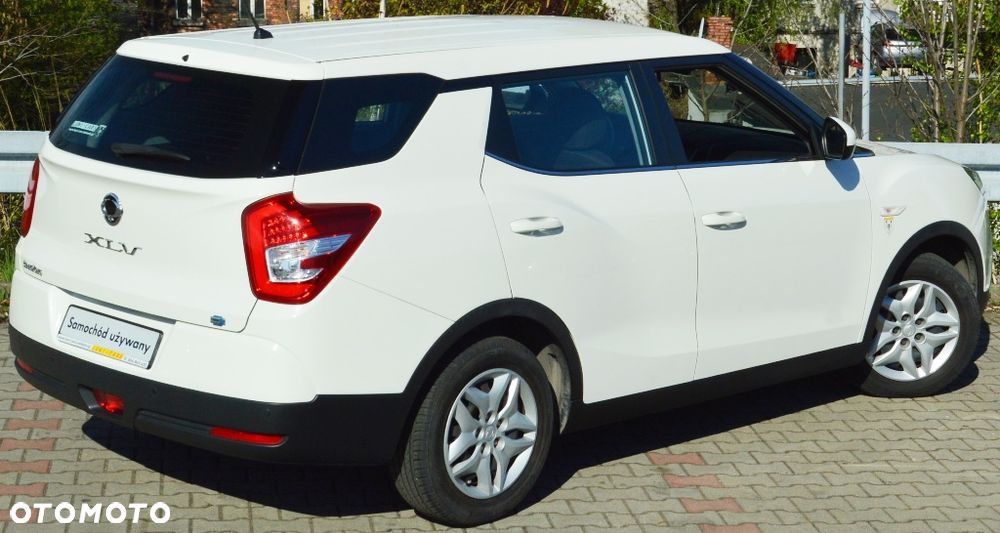 SsangYong/KGM XLV - 12