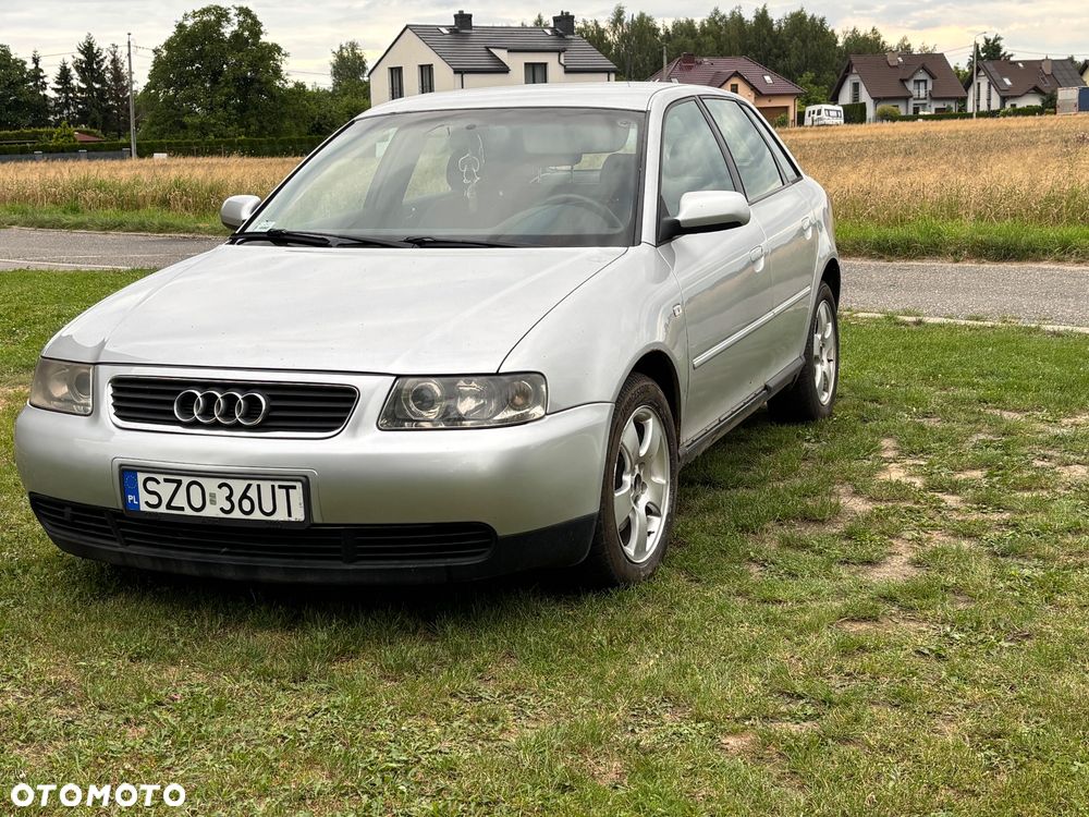 Audi A3 Sportback - 2