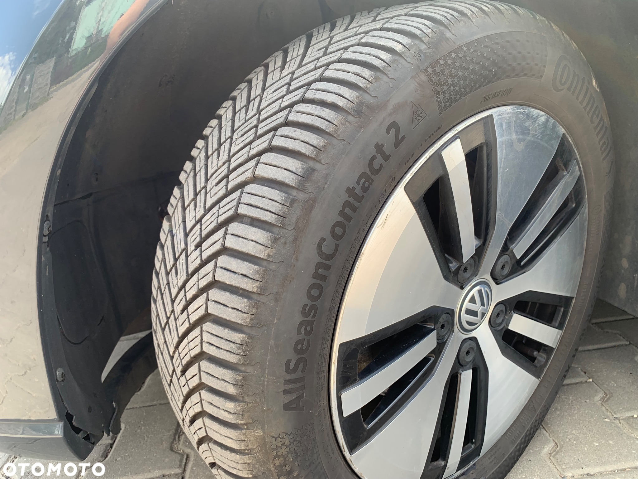 Volkswagen Golf e-Golf - 17