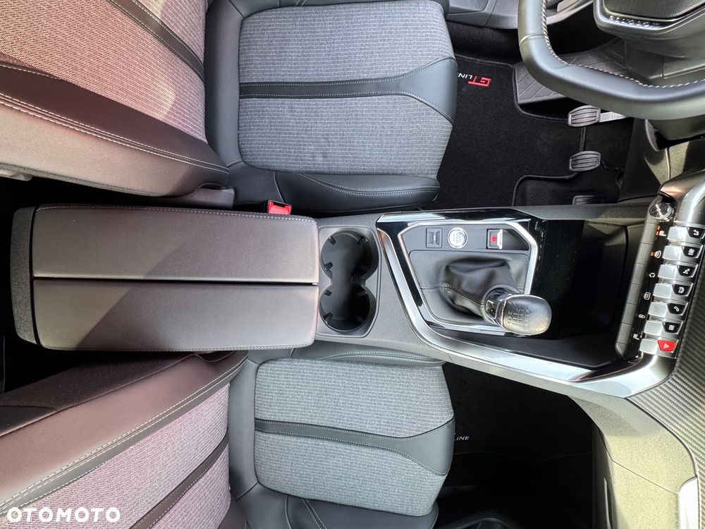 Peugeot 3008 PureTech 130 Stop & Start Allure - 19