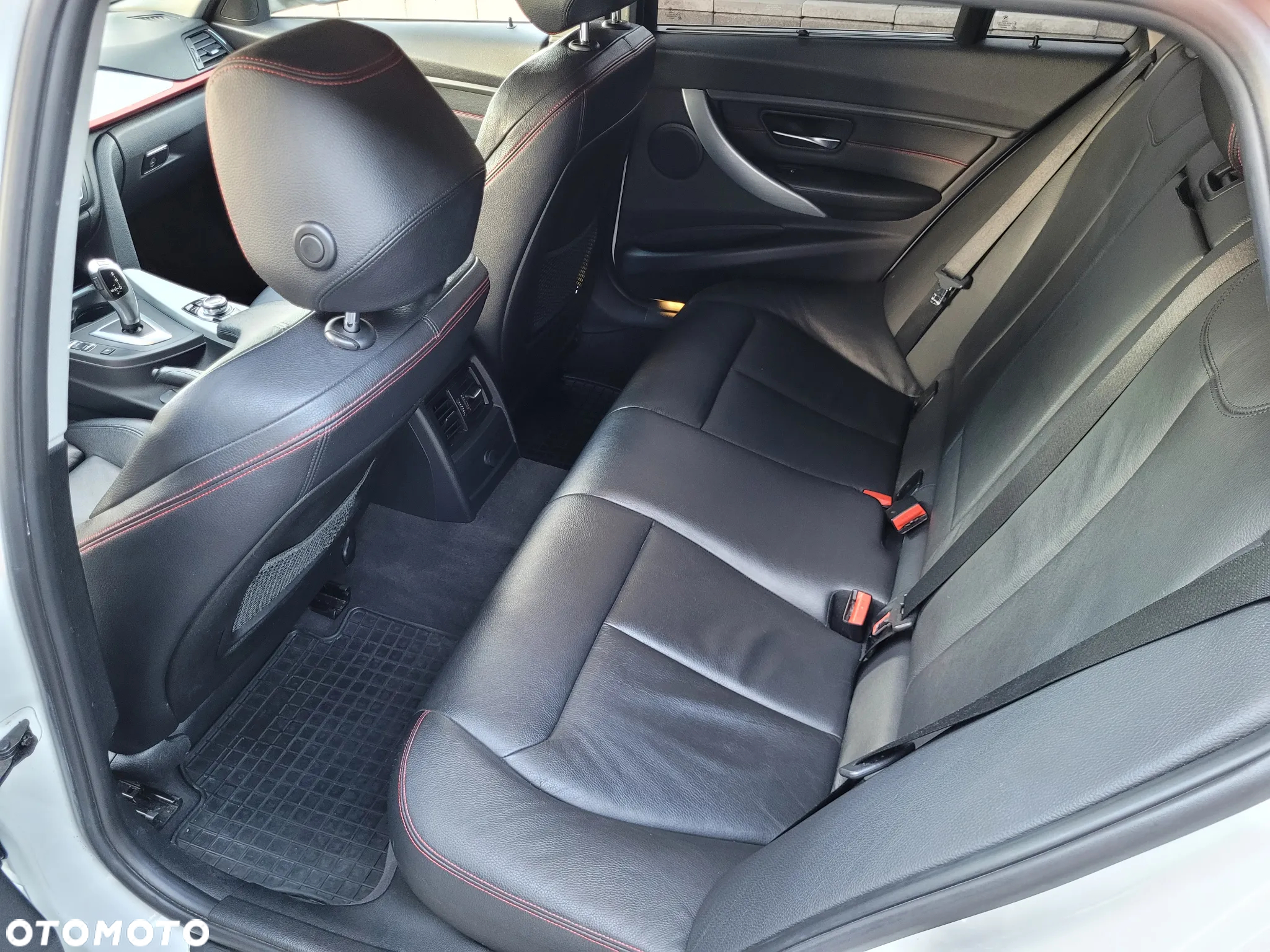BMW Seria 3 320d Touring Sport-Aut Sport Line - 10