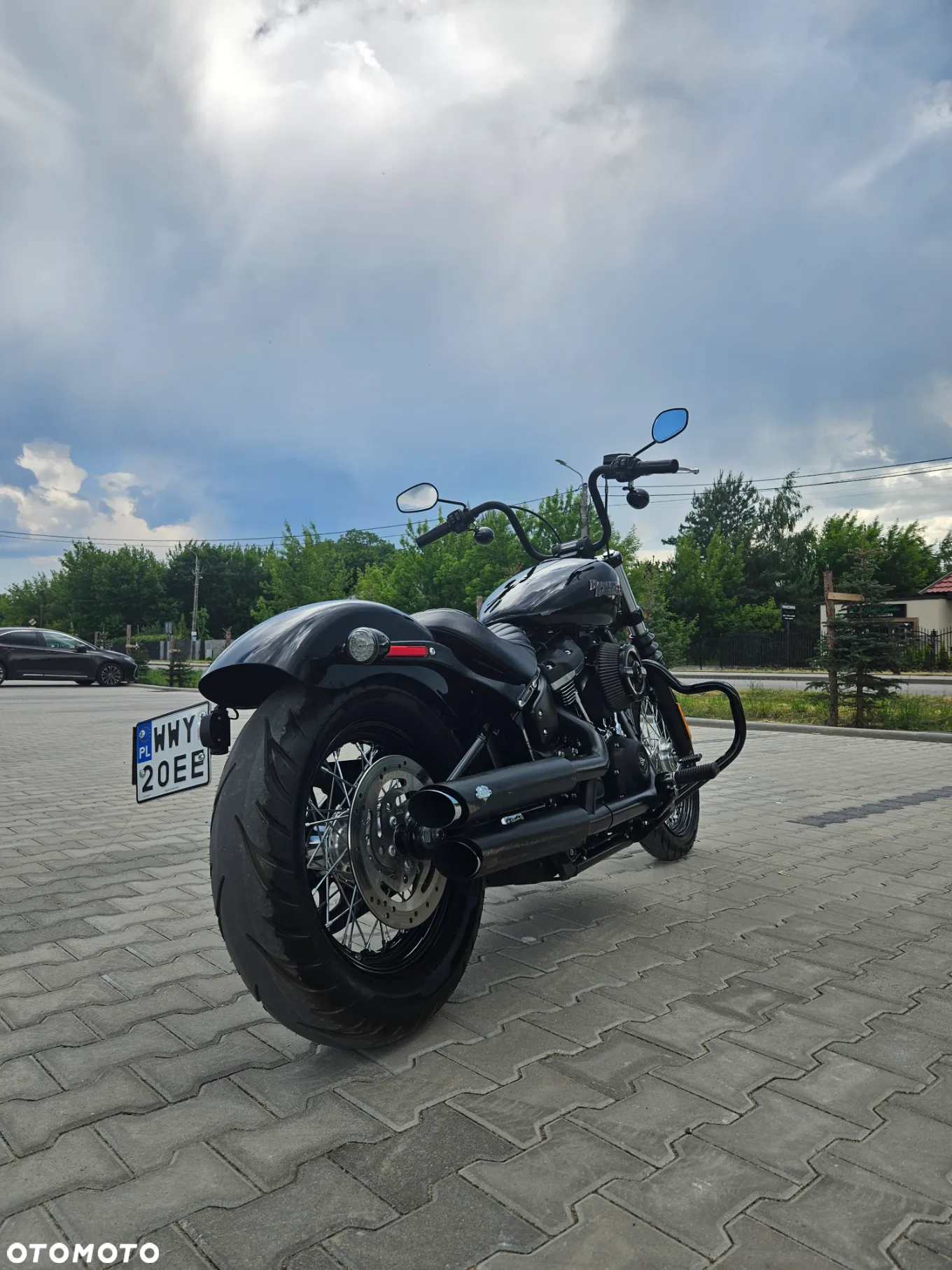 Harley-Davidson Softail Street Bob - 8