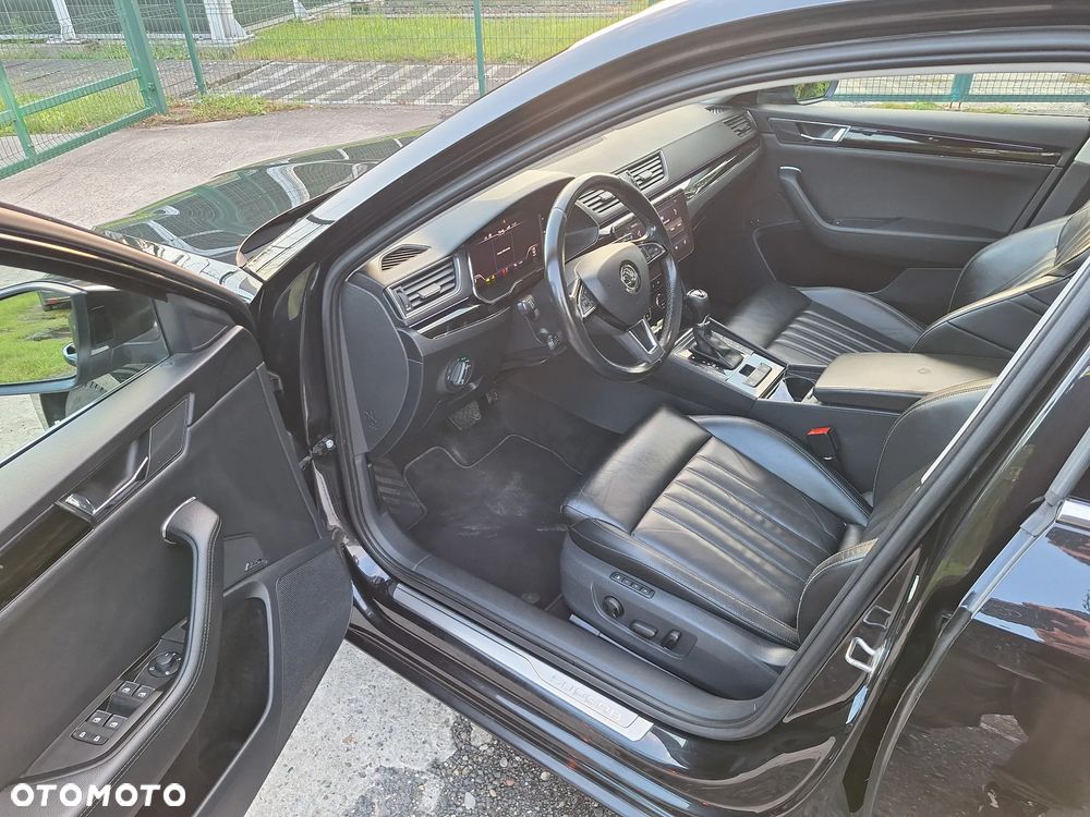 Skoda Superb 2.0 TDI 4x4 L&K DSG - 10